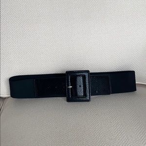 Stretchy Snakeskin Belt